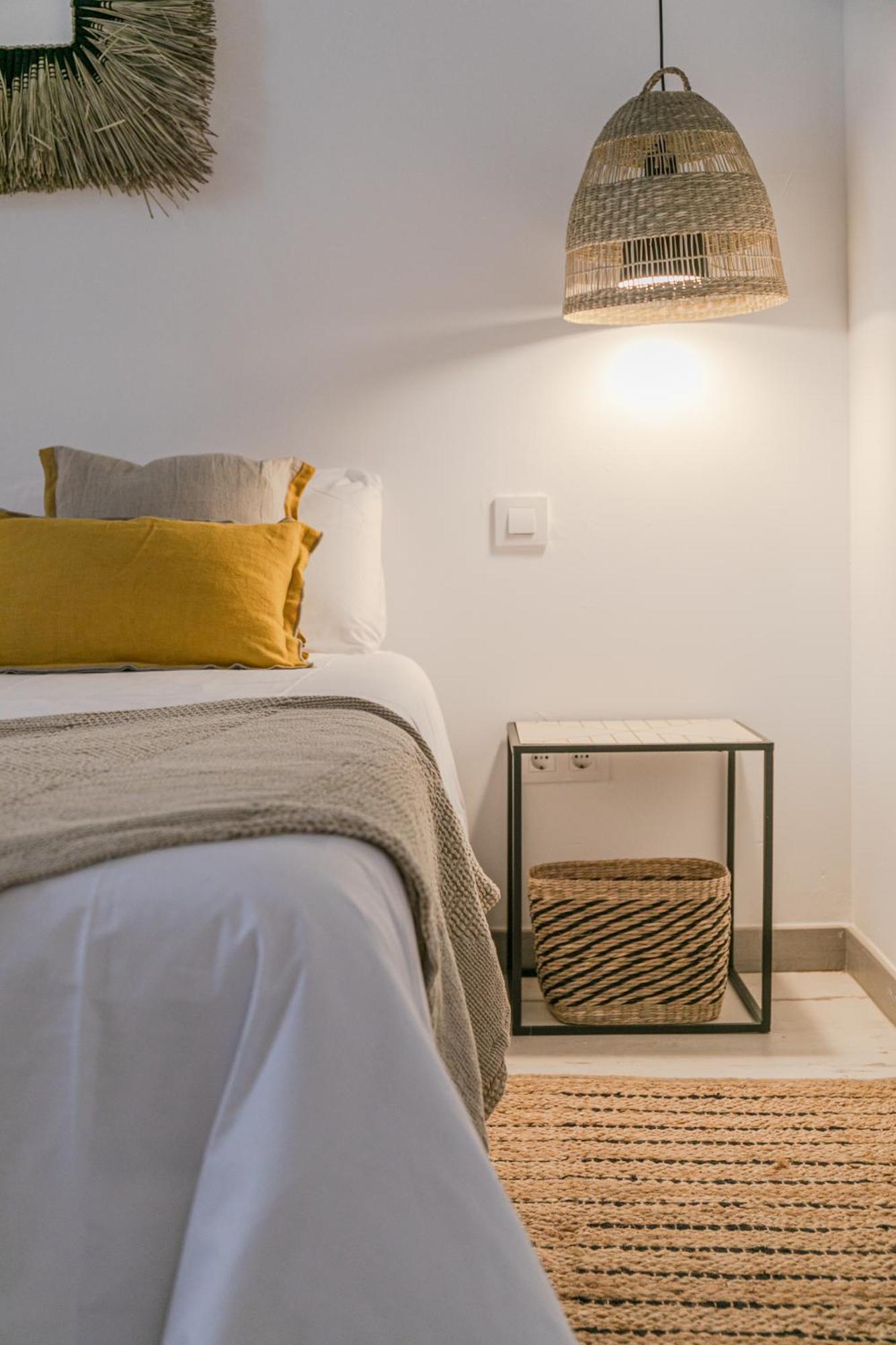 Ohliving Clavijo Seville